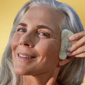 Conjunto BeladermySkin™ Roll-on e Gua Sha com Pedra de Jade